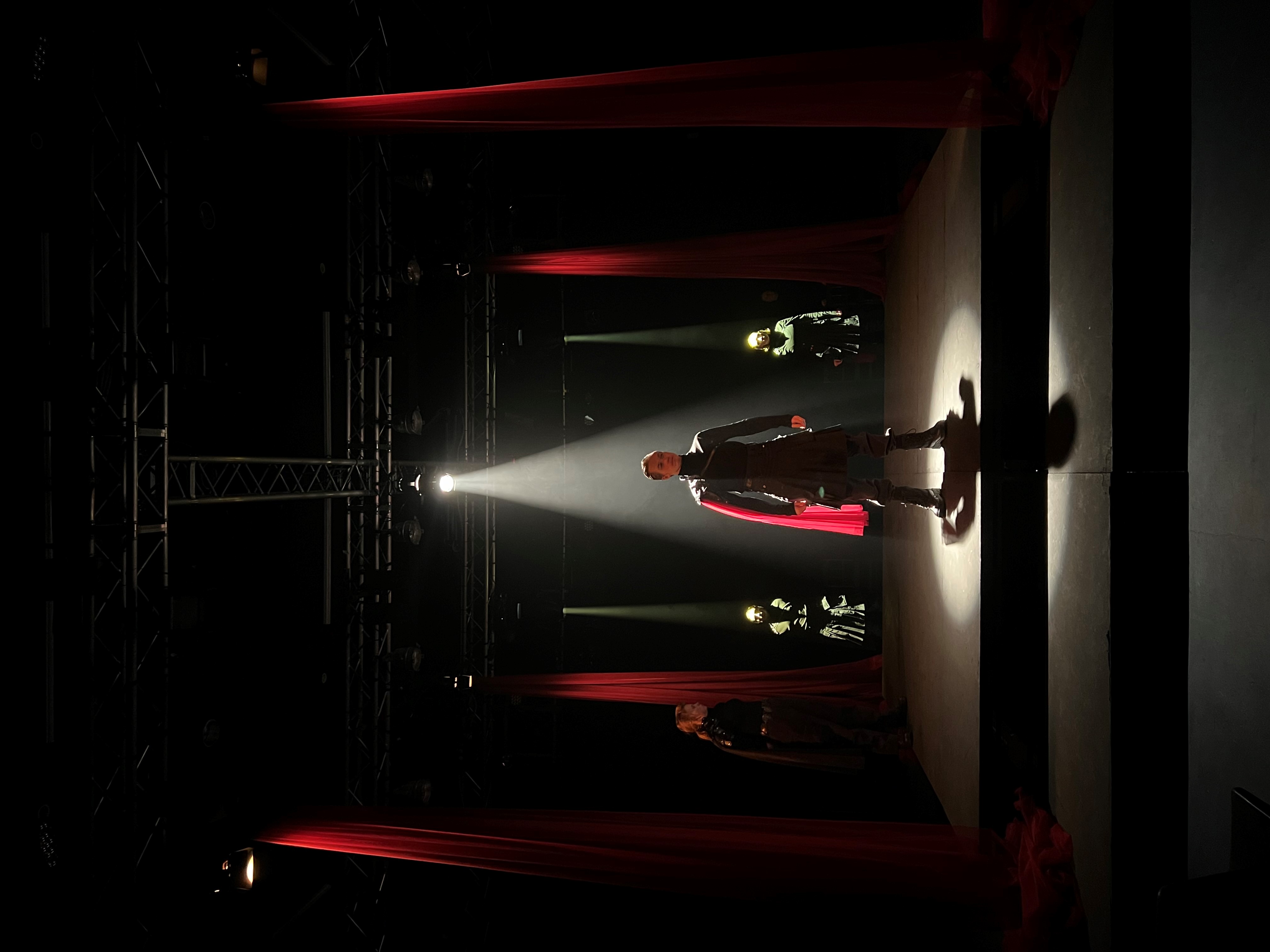 Macbeth Tech 1