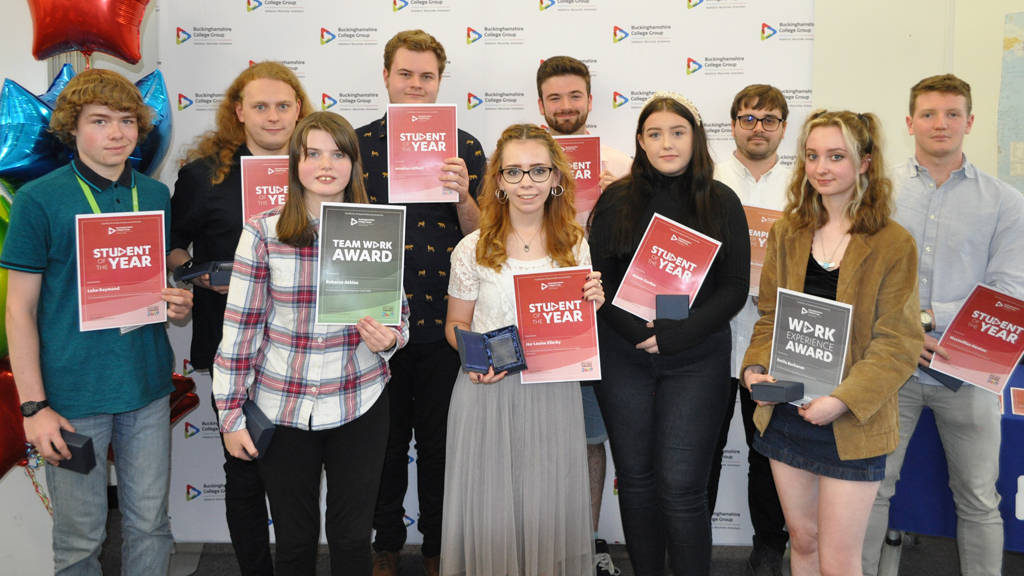 Student Awards Slideshow 2019 02