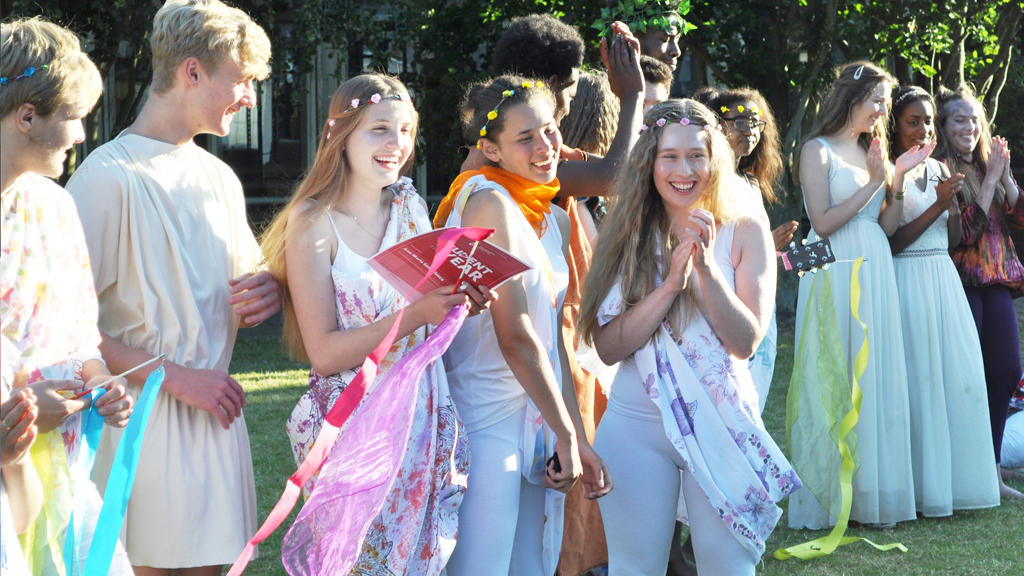 Student Awards Slideshow 2019 04
